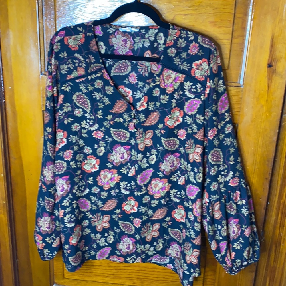 Maurices long sleeve detail blouse